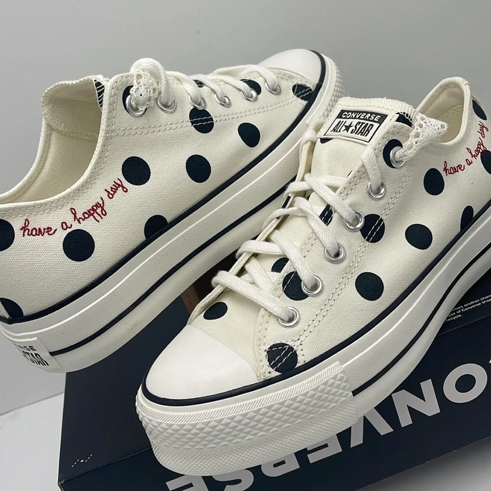 Converse WMNS Polka Dot Platform Sneakers A10689C CTAS LIFT OX
EGRET/BLACK/DAYS - Picture 10 of 16